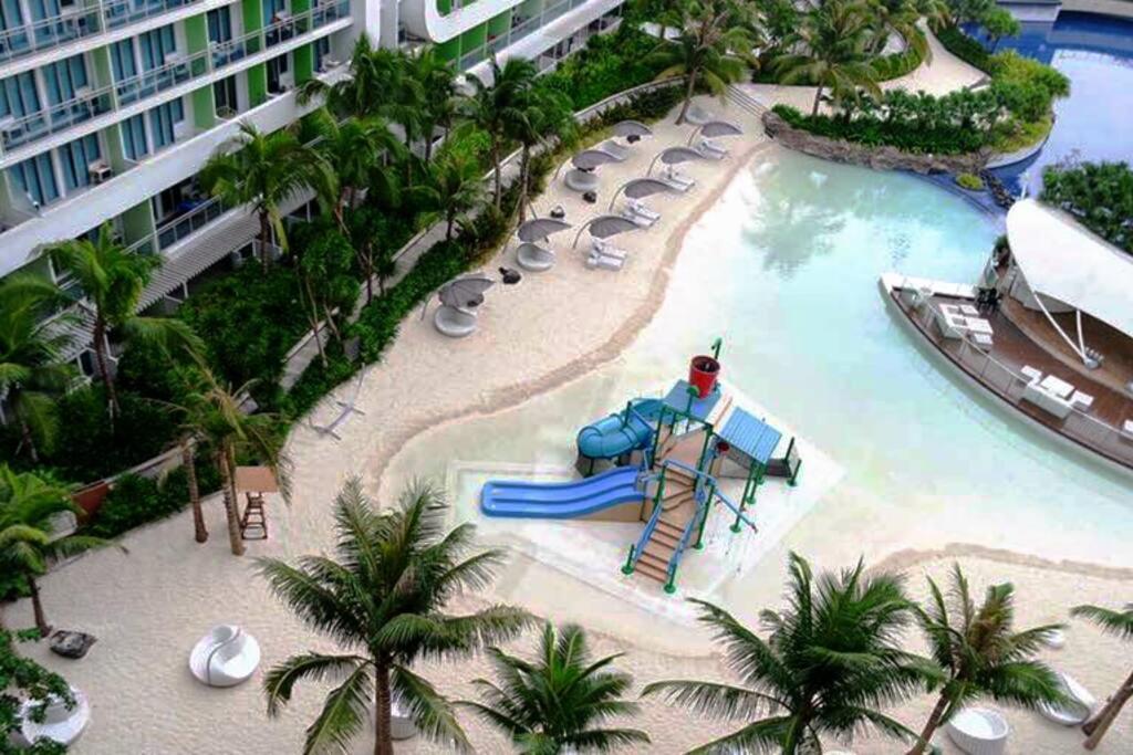 Azure Urban Maldives Tower Apartment *